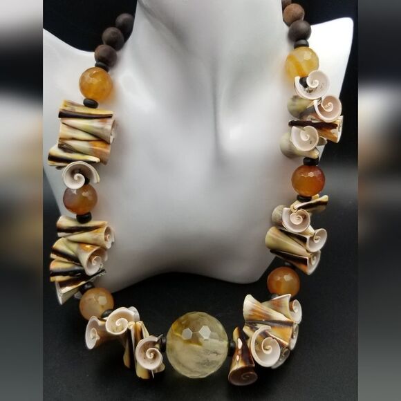 Ribboned shells lustrous authentic oceanic themed mermaid princess necklace OFL - Picture 1 of 4